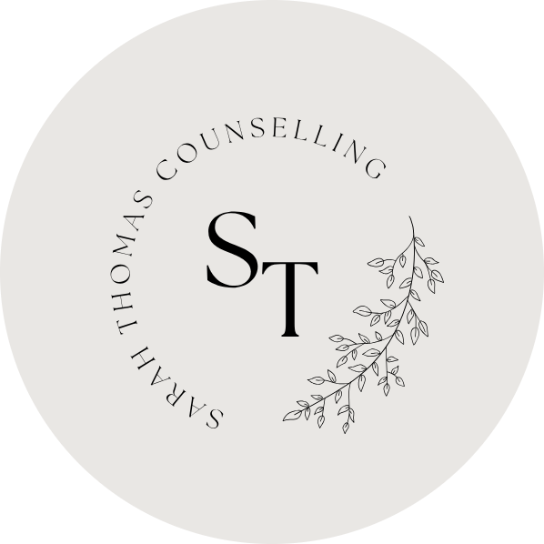 Logo for Sarah Thomas Counselling, offering in-person and online therapy in Horsham